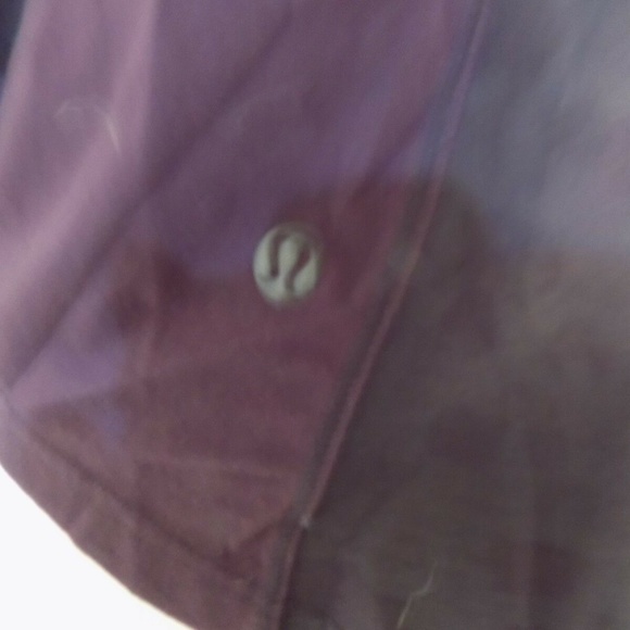 LULULEMON Plum Print Hi-Low Top, 4 - Picture 4 of 5